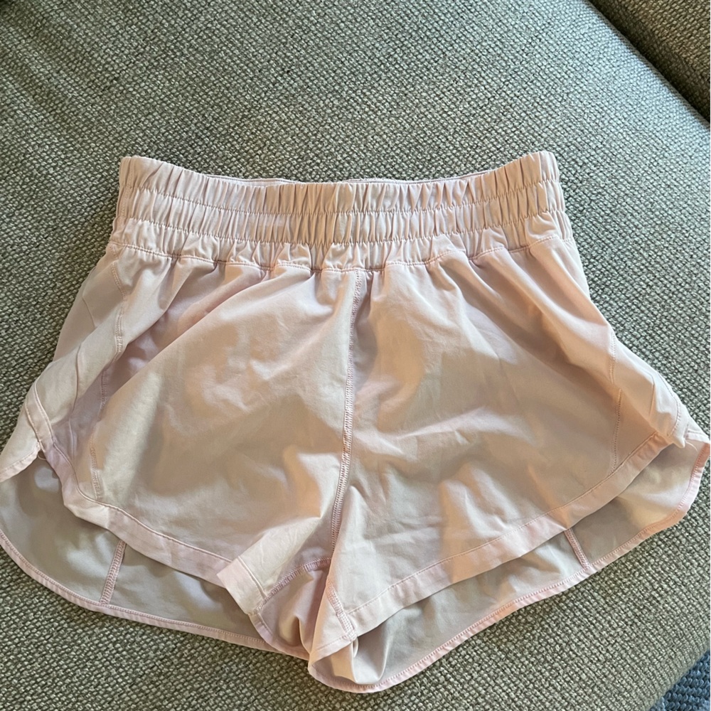 Lululemon Track that high rise 3” light pink size 8